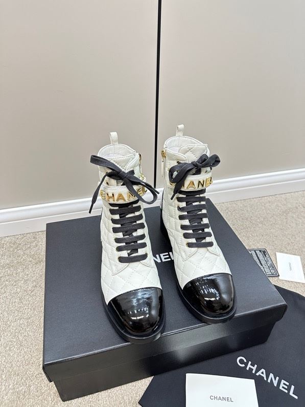 Ch*el boots